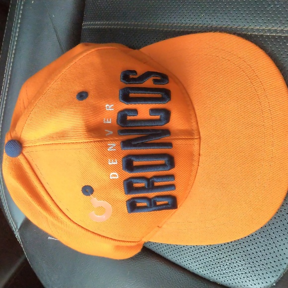 NFL cap - Picture 1 of 3